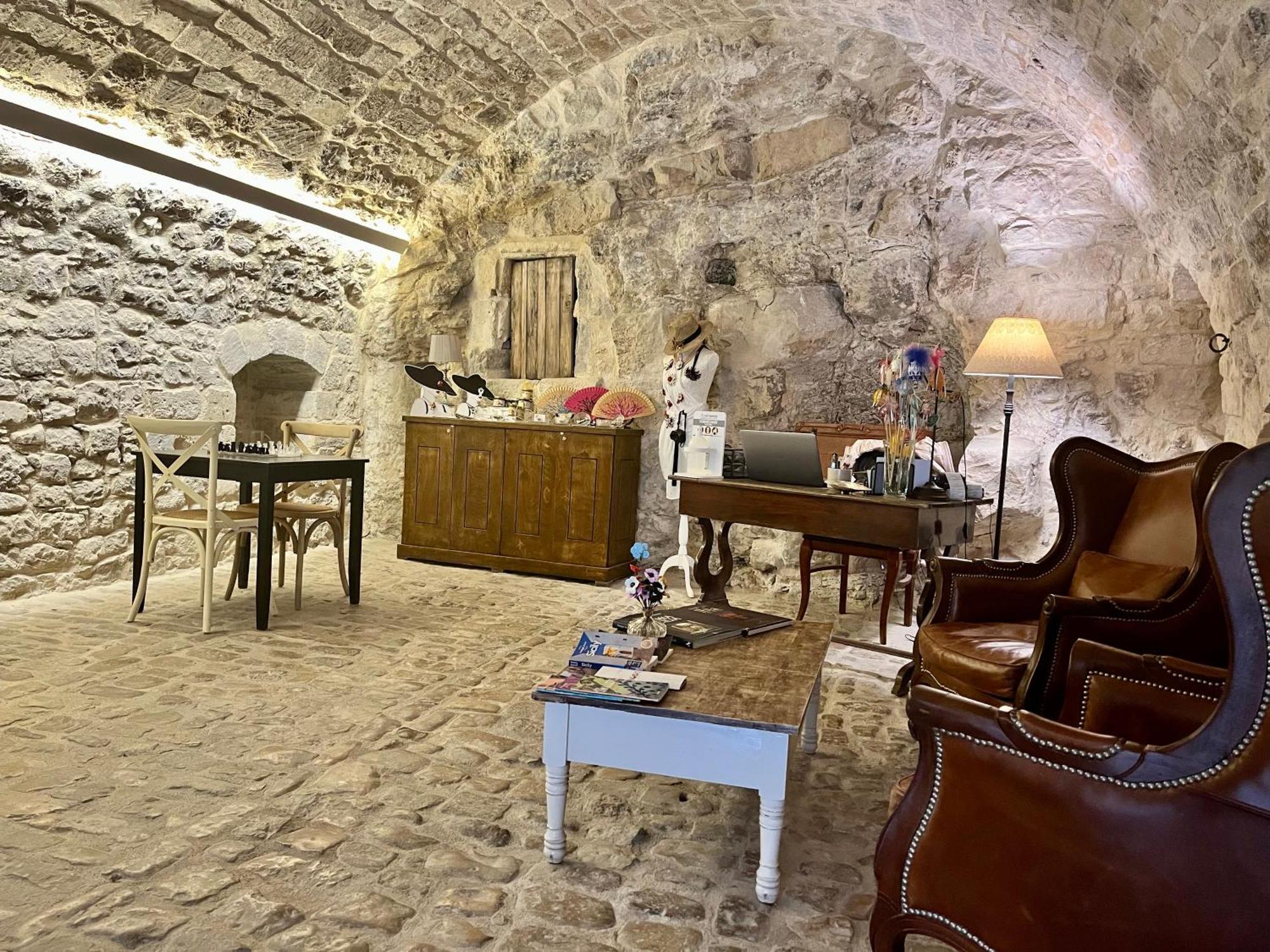 Neropece Hotel Ragusa Exterior photo