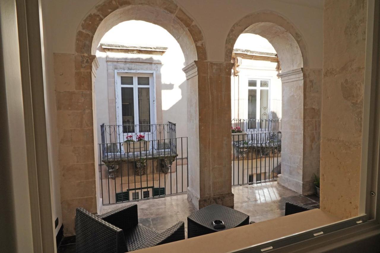 Neropece Hotel Ragusa Exterior photo