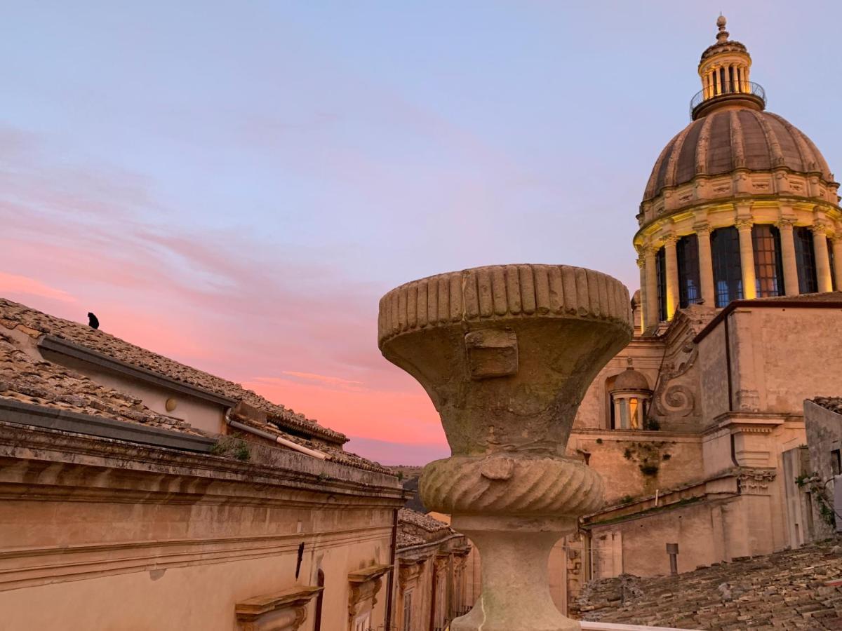 Neropece Hotel Ragusa Exterior photo