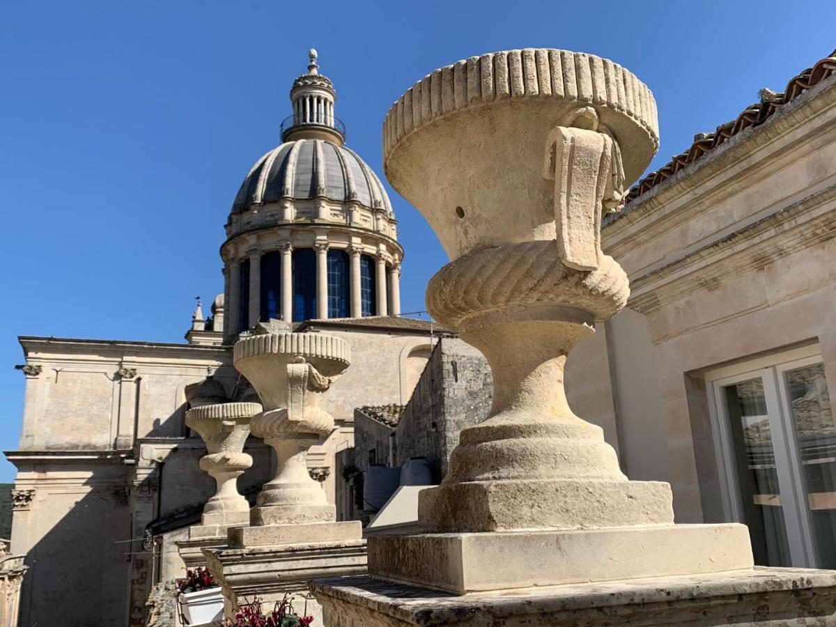 Neropece Hotel Ragusa Exterior photo
